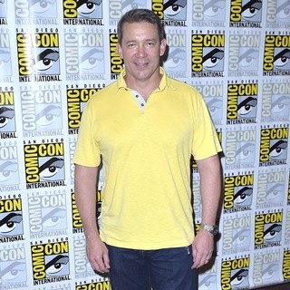 Rob Thomas (II) in Comic-Con International 2016: San Diego - iZombie - Photocall