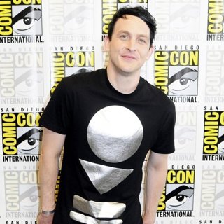 Robin Lord Taylor