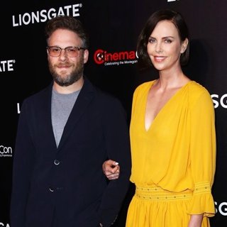 Seth Rogen, Charlize Theron in 2019 CinemaCon - Lionsgate Presentation - Red Carpet