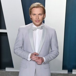 Ronan Farrow