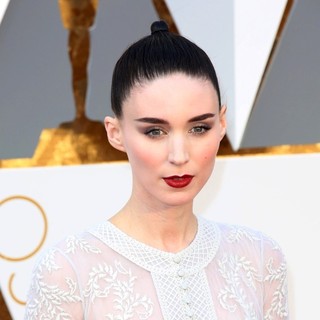 Rooney Mara in 88th Annual Academy Awards - Red Carpet Arrivals