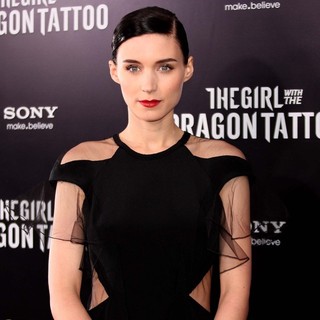 Rooney Mara in New York Premiere of The Girl with the Dragon Tattoo - Arrivals