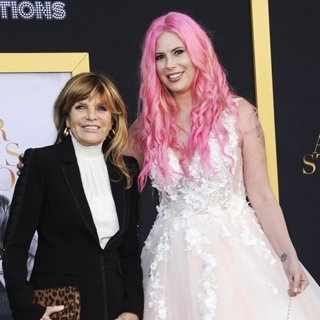 A Star Is Born Los Angeles Premiere - Arrivals