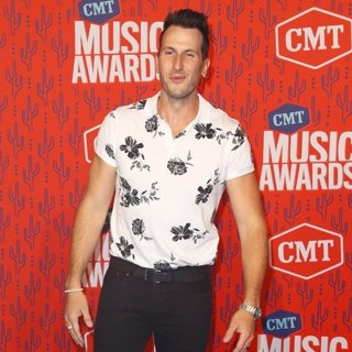 Russell Dickerson