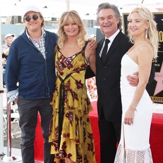 Boston Russell, Goldie Hawn, Kurt Russell, Kate Hudson in Goldie Hawn and Kurt Russell Honored with Double Star Ceremony on The Hollywood Walk of Fame