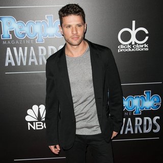 Ryan Phillippe in 2014 People Magazine Awards - Red Carpet Arrivals