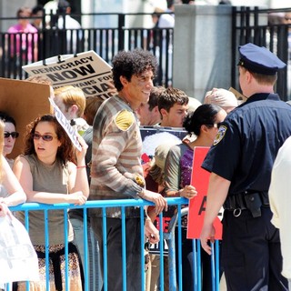Filming on The Set of The Dictator