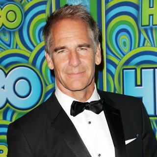 Scott Bakula