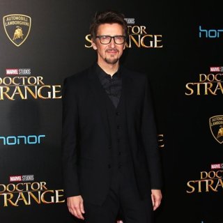 Premiere of Disney and Marvel Studios' Doctor Strange - Arrivals