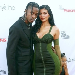 Travis Scott (II), Kylie Jenner, Stormi Webster in The 72nd Annual Parsons Benefit