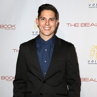 Sean Faris