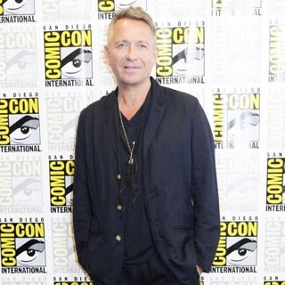 Sean Pertwee