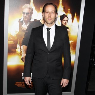 Seth Ayott