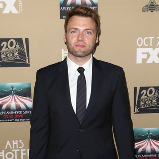 Seth Gabel