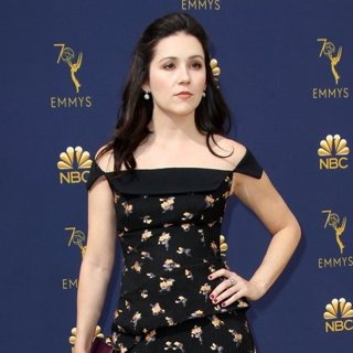 Shannon Woodward