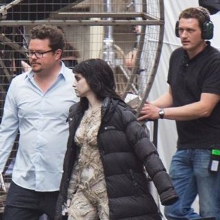 Sofia Boutella Films A Scene for The Mummy