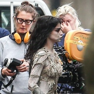 Sofia Boutella Films A Scene for The Mummy