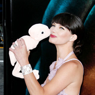 Los Angeles Premiere of Warner Bros. Pictures "Splice"