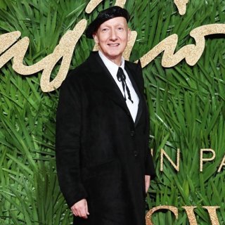 Stephen Jones