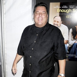 Steve Schirripa