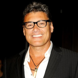 Steven Bauer