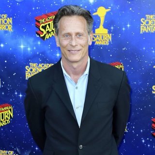 Steven Weber