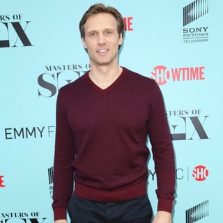 Teddy Sears