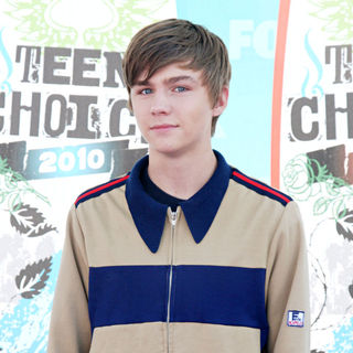 Miles Heizer