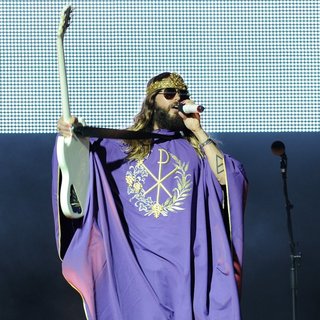 30 Seconds to Mars Perform Live in Concert