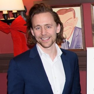 Tom Hiddleston Caricature Unveiled