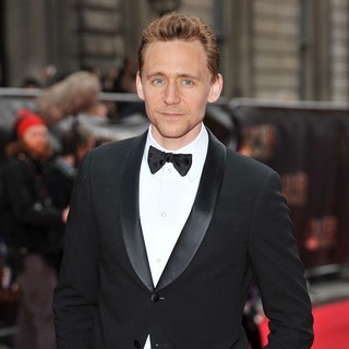 Tom Hiddleston Picture 79 - The Olivier Awards 2013 - Arrivals