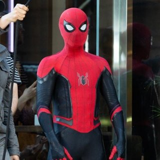 Tom Holland and Zendaya Film Scenes for Spider-Man: Far From Home