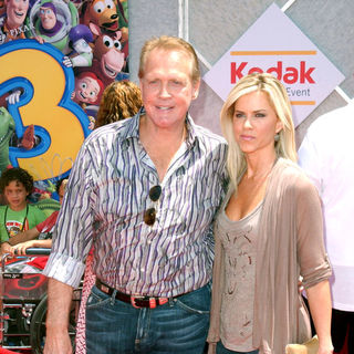 Los Angeles Premiere of Walt Disney Pictures 'Toy Story 3' - Arrivals