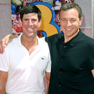Los Angeles Premiere of Walt Disney Pictures 'Toy Story 3' - Arrivals