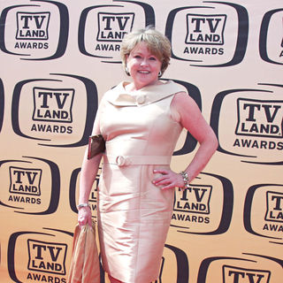 Lauren Tewes