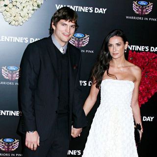 Los Angeles World Premiere of 'Valentine's Day' - Red Carpet