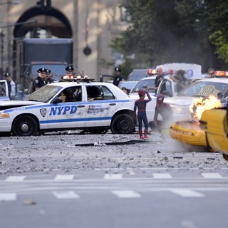 Scenes Are Filmed for The Amazing Spider-Man 2 on Location