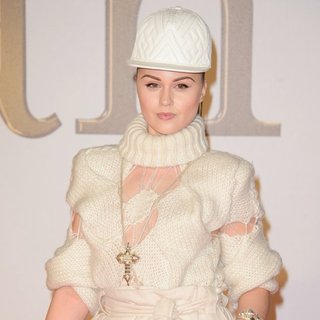 Viktoria Modesta