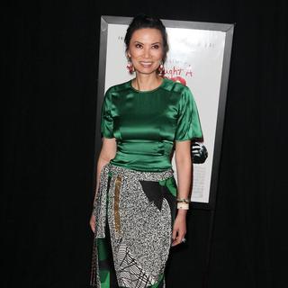 Wendi Deng in New York Premiere of We Bought a Zoo - Arrivals