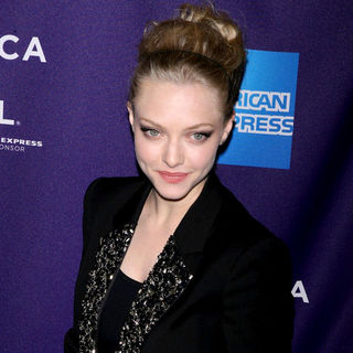 9th Annual Tribeca Film Festival - Premiere of 'Letters to Juliet' - Arrivals