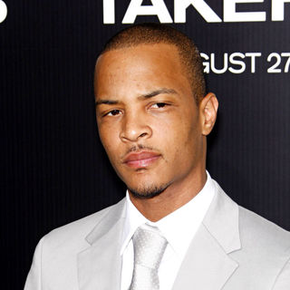 Los Angeles Premiere of 'Takers' - Arrivals