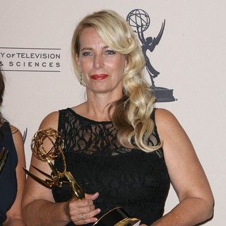 Yvette Stone