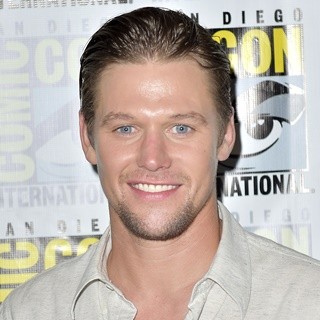 Zach Roerig in Comic-Con International 2016: San Diego - The Vampire Diaries - Photocall