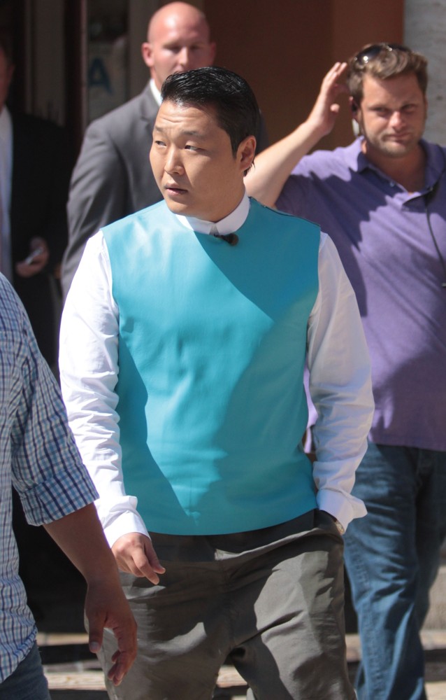 PSY;<br>PSY to Appear on Entertainment News Show Extra