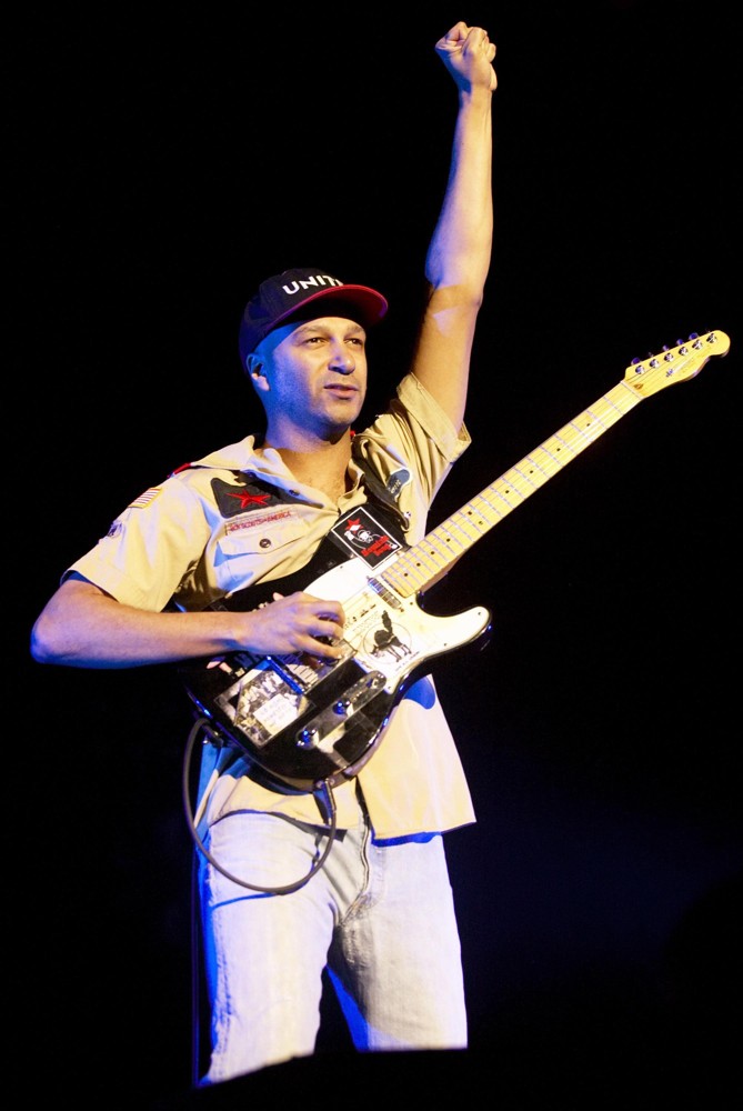 Tom Morello;Rage Against the Machine;<br>Rage Against the Machine Performing at The Sydney Entertainment Centre