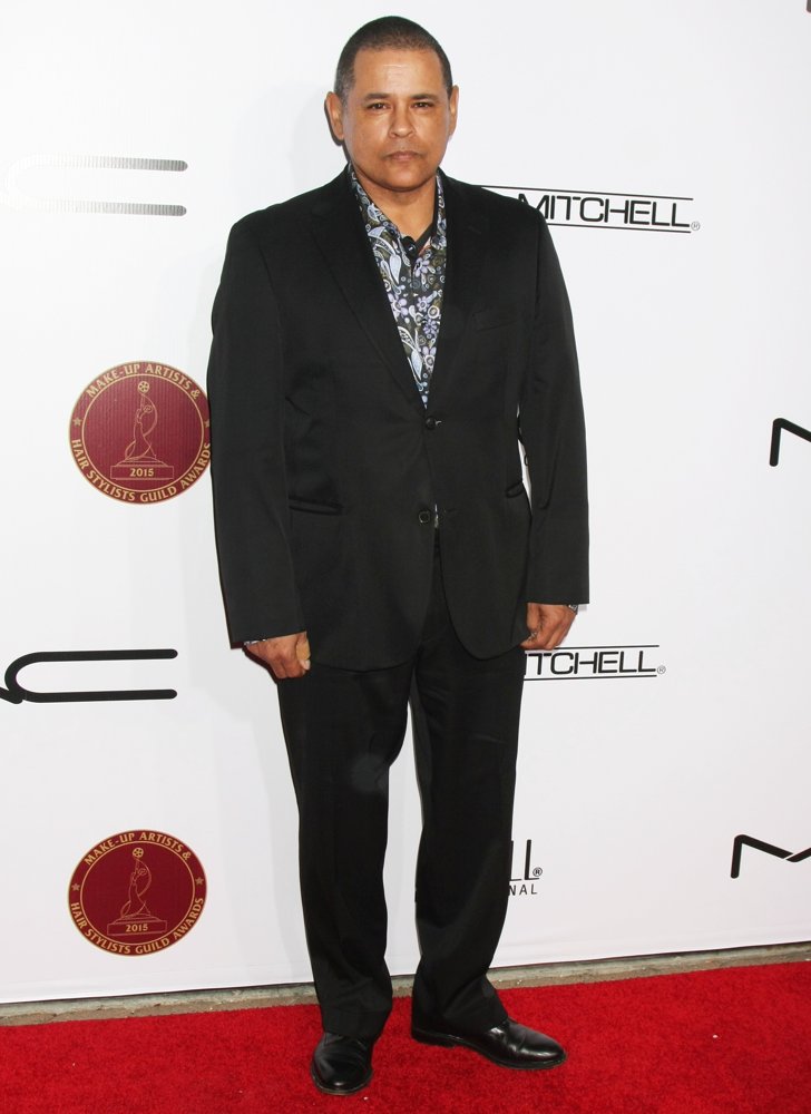 raymond cruz raymond cruz