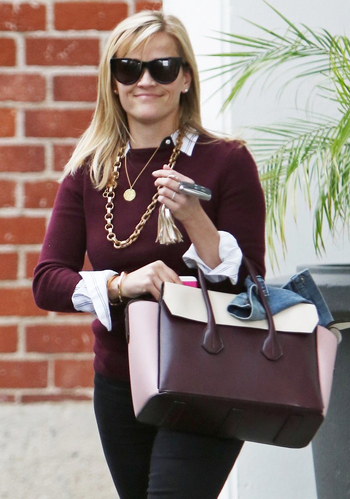 Reese Witherspoon Picture 297 - Reese Witherspoon Spotted Leaving Her ...