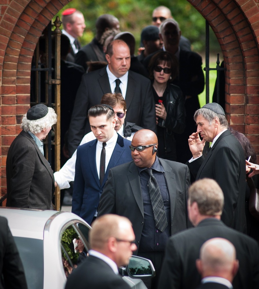 Reg Traviss;<br>The Cremation of Amy Winehouse