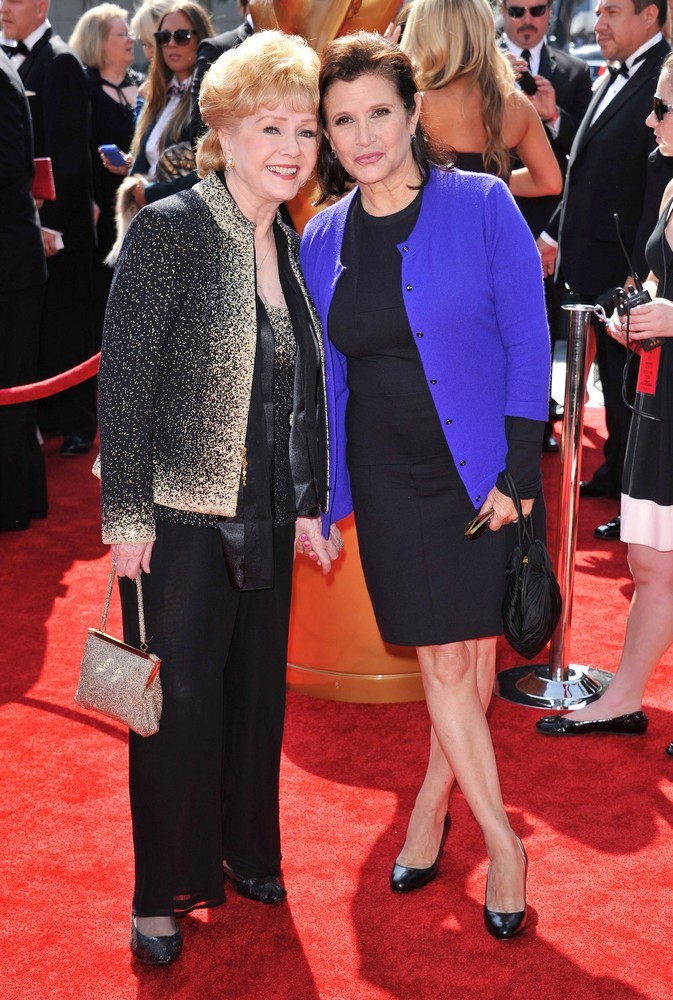 Debbie Reynolds;Carrie Fisher;<br>2011 Primetime Creative Arts Emmy Awards - Arrivals