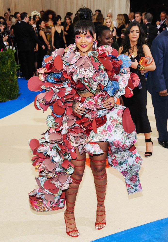 Rihanna;<br>Metropolitan Costume Institute Benefit Gala: Rei Kawakubo-Comme des Garcons: Art of The In-Between